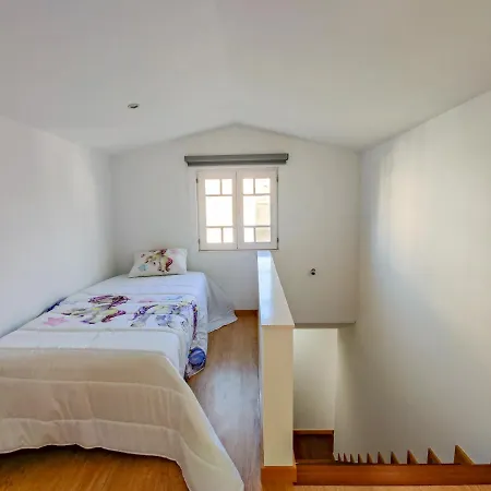 Sao Domingos - Viana Centre * Виана-ду-Каштелу