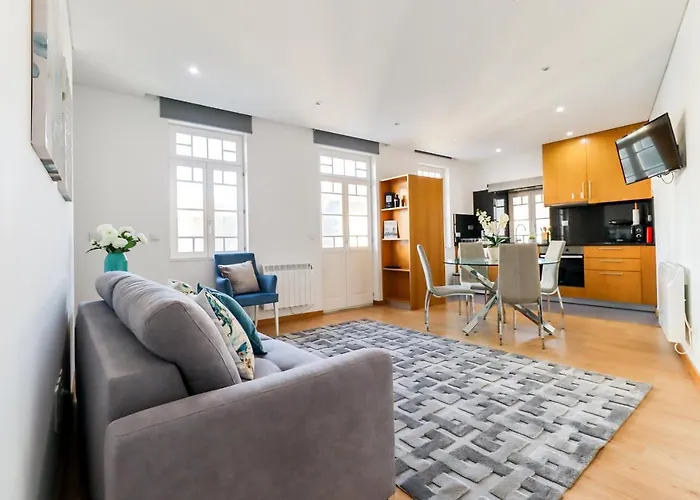 Apartment Sao Domingos - Viana Centre *